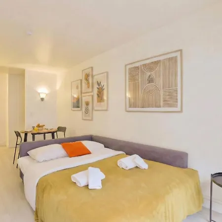 Apartment Cozy Comfortable In The Heart Of 12th