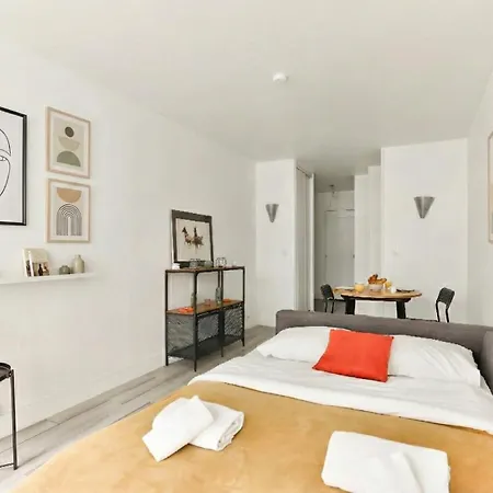 Apartment Cozy Comfortable In The Heart Of 12th *